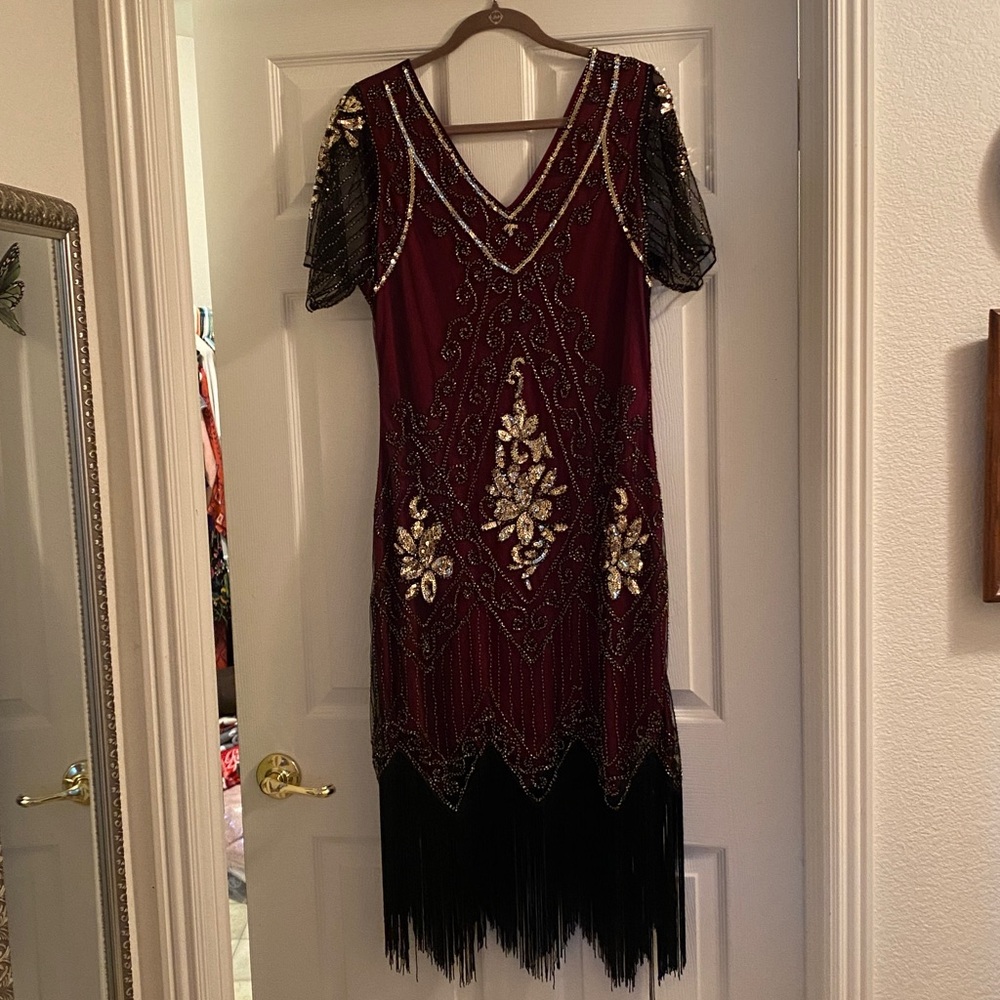 BABEYOND 1920’s Art Deco Sequin Dress Like New